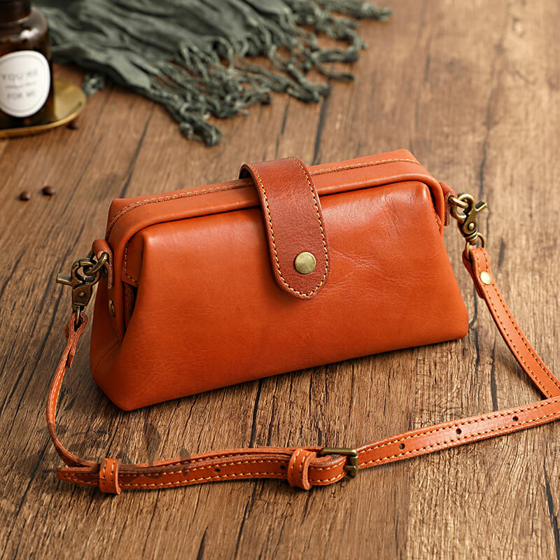 Léa Crossbody Cell Phone Bag Dumpling Shape Genuine Leather Classic Travel Bag